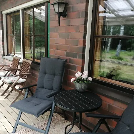 Rauhallinen Huone - Oma Puusauna & Terassi, Porvoo